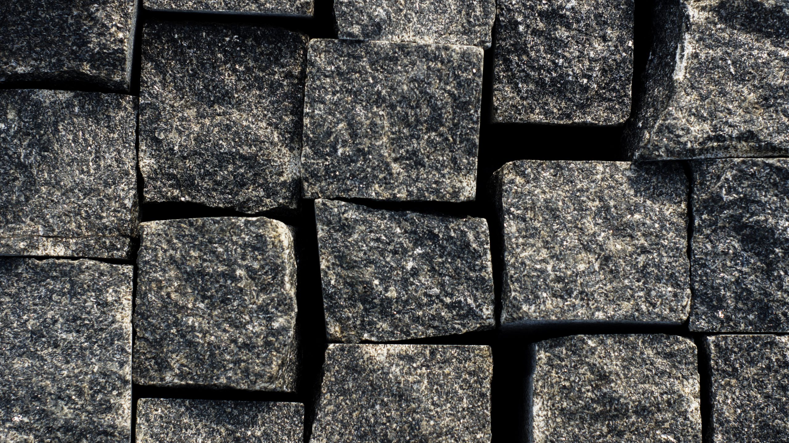 KOSTKA GRANITOWA CZARNA SZWED